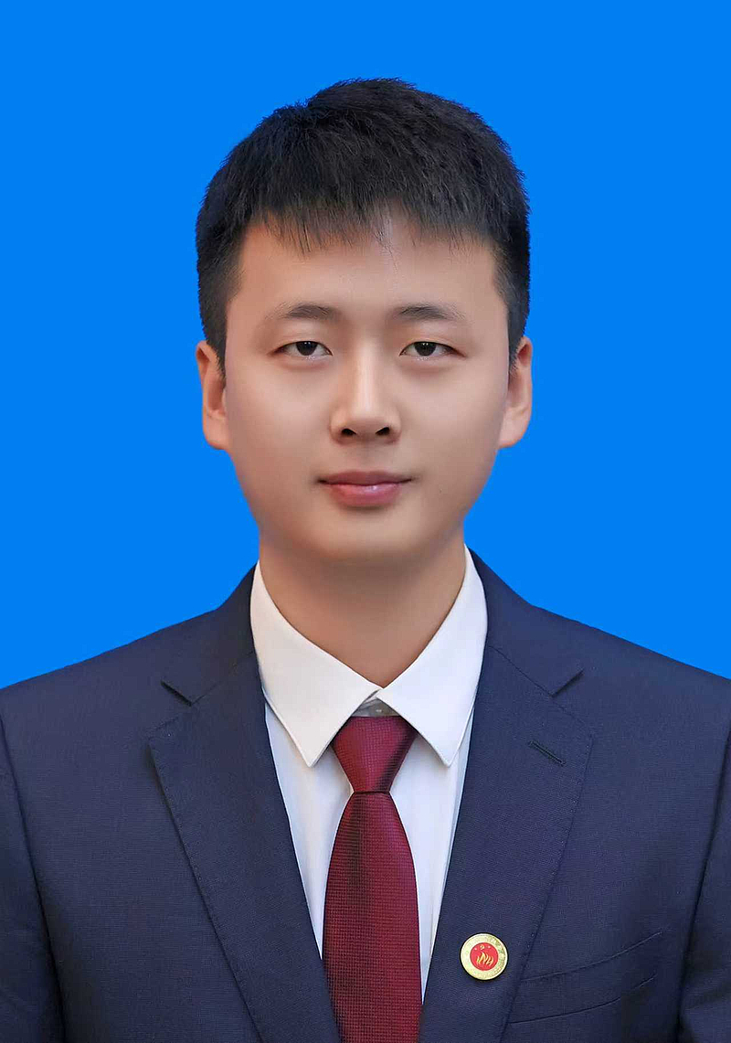 杨  乐