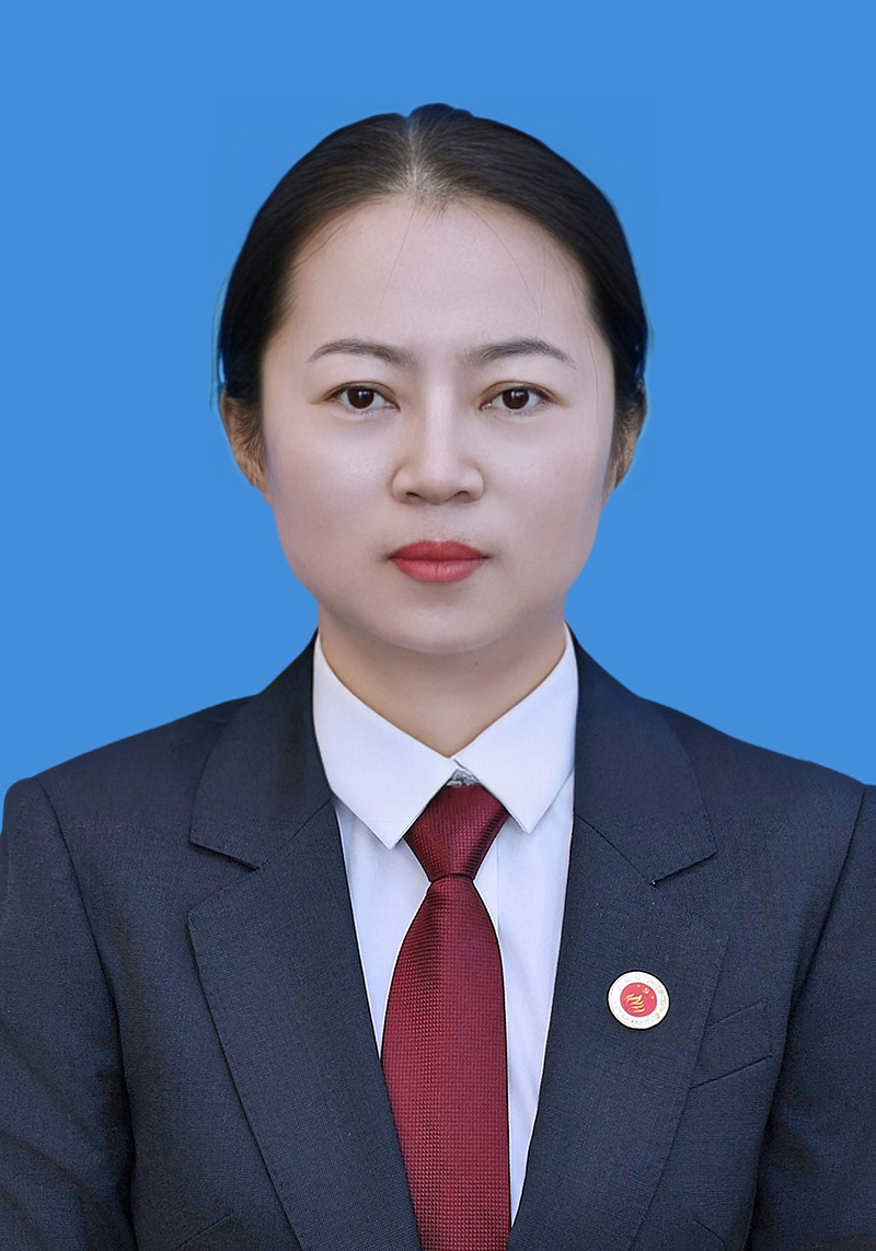 杨曼